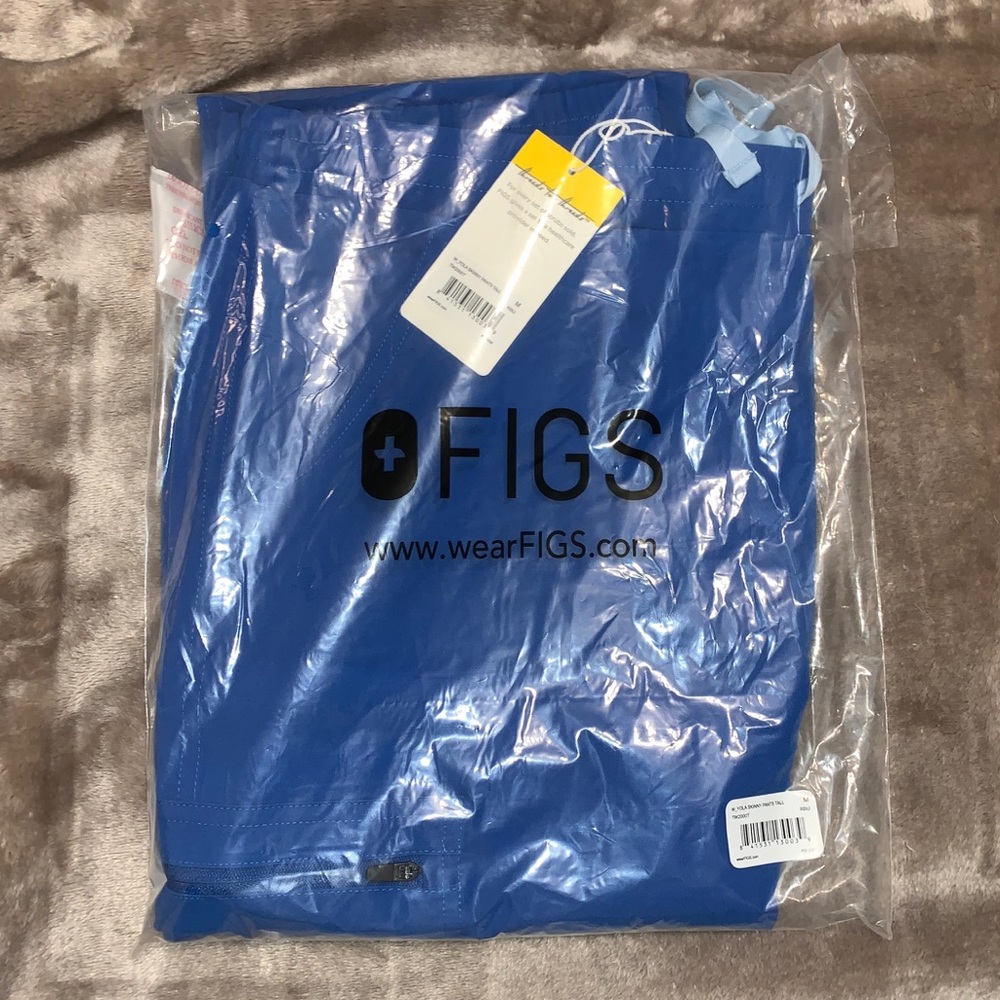 FIGS Scrub Pants